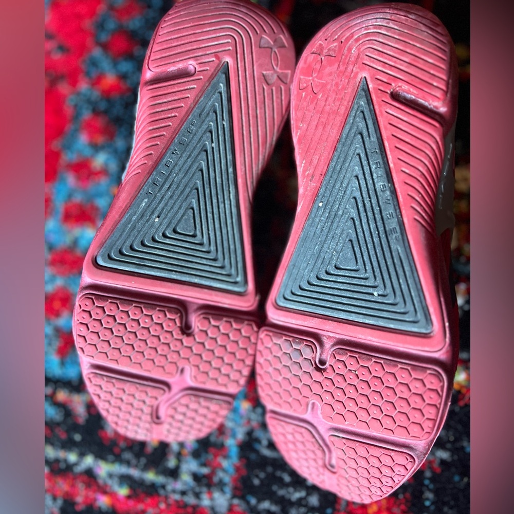 UNDER ARMOUR Team HOVR Apex 3 Training Shoes University of Wisconsin - Picture 9 of 10